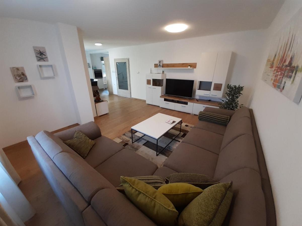 Apartman Ela Donji Rukavac Exterior photo