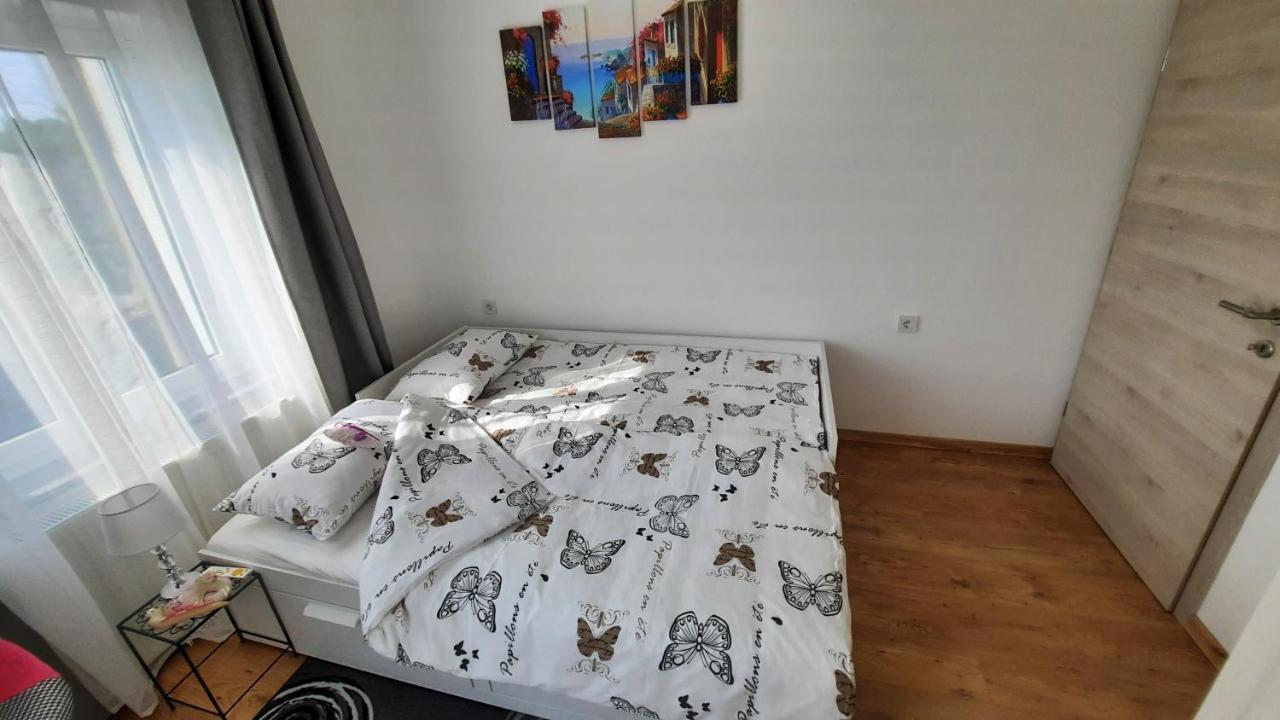 Apartman Ela Donji Rukavac Exterior photo